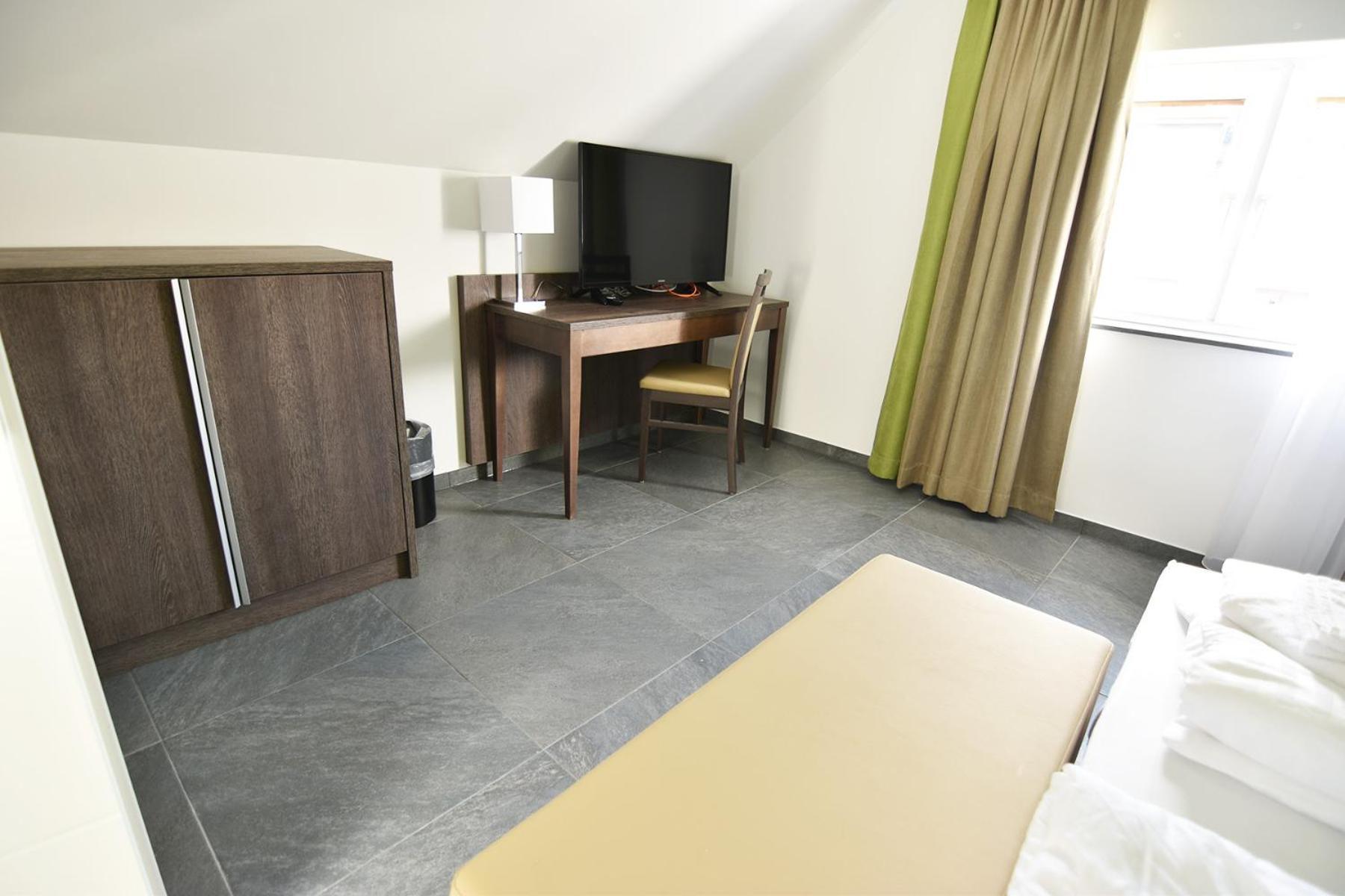 Im Tal 2 Apartment Haus 베르그하임 외부 사진